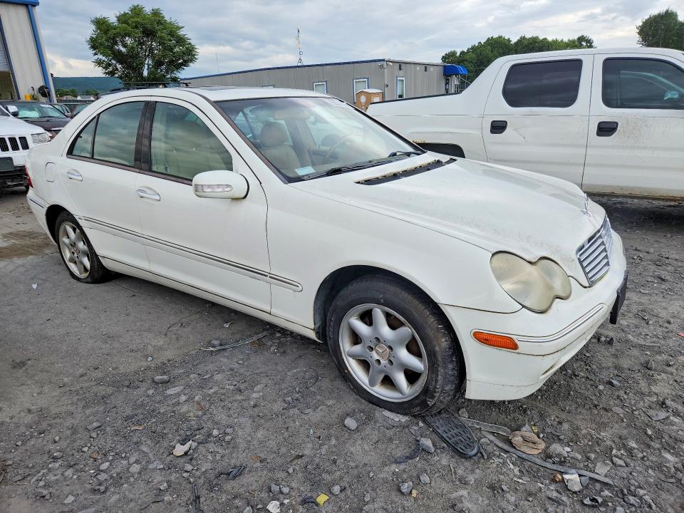 65631266 :رقم المزاد ، WDBRF61J13F321111 vin ، 2003 Mercedes-benz C مزاد بيع
