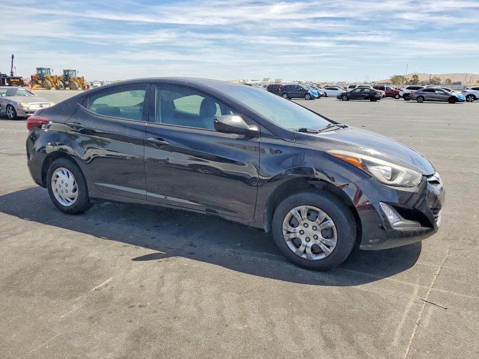 Продажа на аукционе авто 2016 Hyundai Elantra, vin: 5NPDH4AE8GH711938, номер лота: 64620836