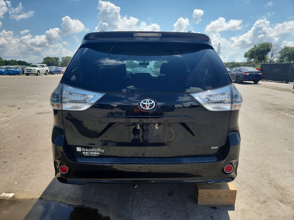 2015 Toyota Sienna მანქანა იყიდება აუქციონზე, vin: 5TDXK3DC0FS676369, აუქციონის ნომერი: 64746036