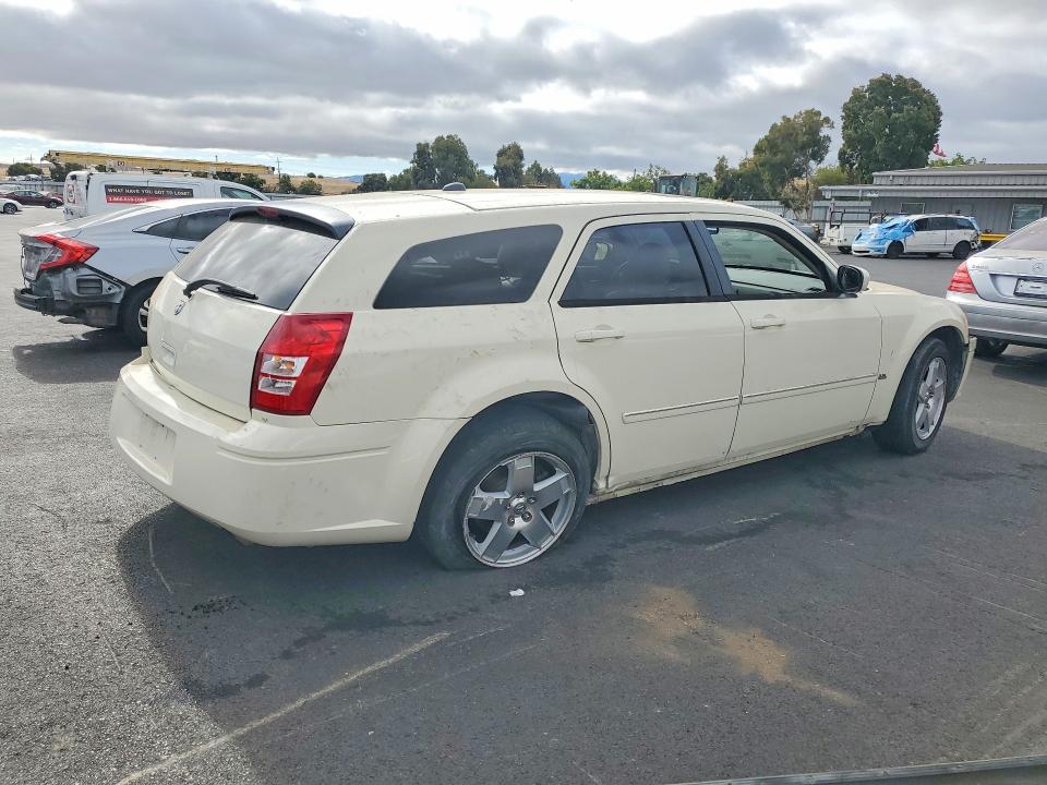 65356646 :رقم المزاد ، 2D8GZ48V55H688447 vin ، 2005 Dodge Magnum مزاد بيع