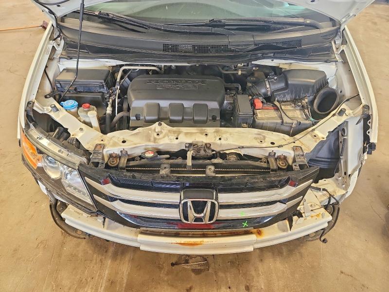 63904356 :رقم المزاد ، 5FNRL5H65EB026364 vin ، 2014 Honda Odyssey مزاد بيع