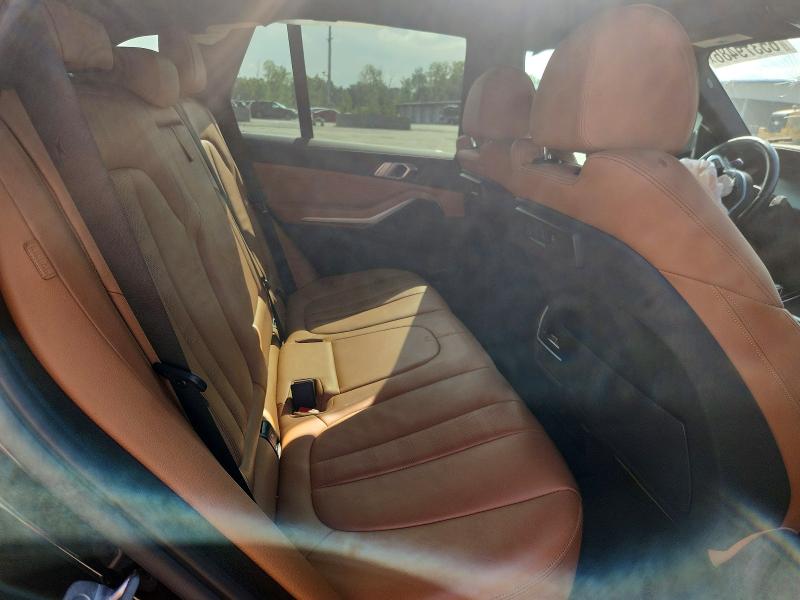 65379486 :رقم المزاد ، 5UXCR6C00M9G29732 vin ، 2021 Bmw X5 مزاد بيع