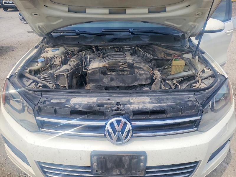 Продаж на аукціоні авто 2012 Volkswagen Touareg, vin: WVGFF9BP3CD003135, номер лоту: 64853386