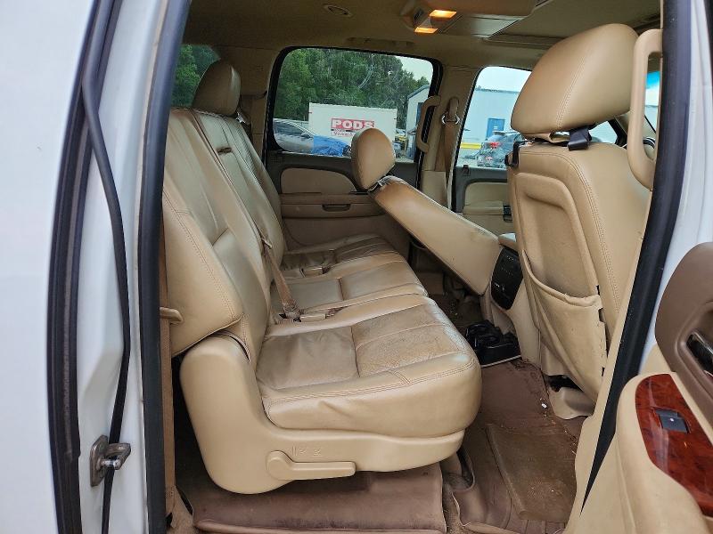 62945856 :رقم المزاد ، 1GNSCJE00CR219658 vin ، 2012 Chevrolet Suburban مزاد بيع