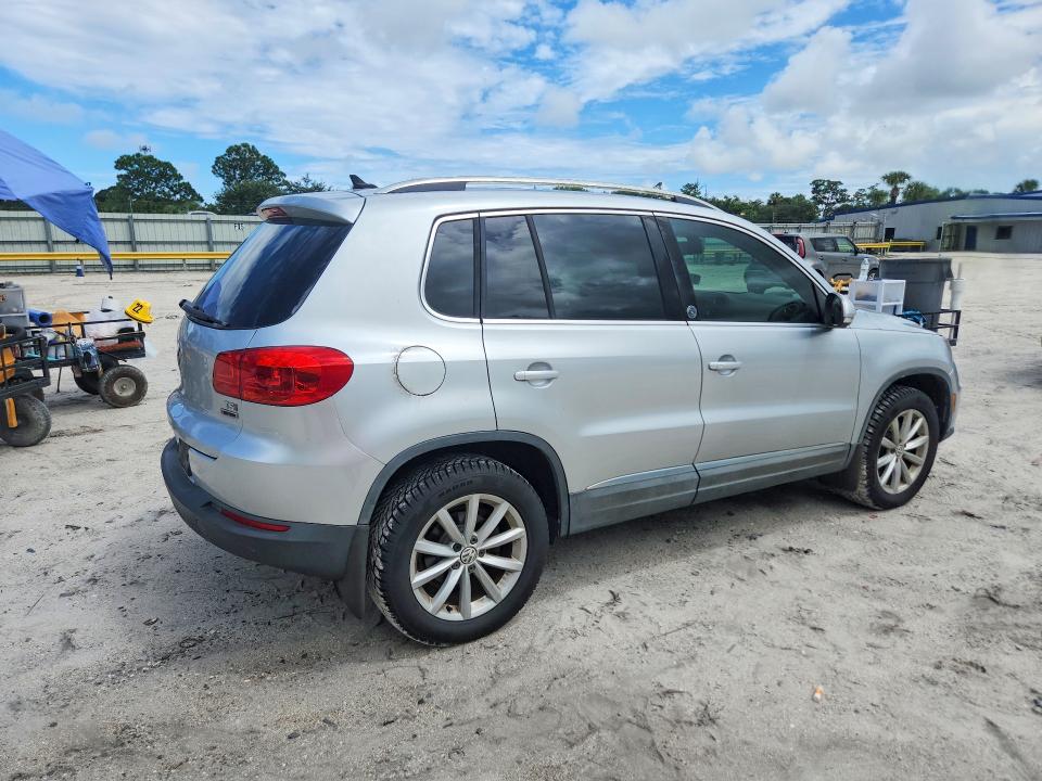Продажа на аукционе авто 2017 Volkswagen Tiguan, vin: WVGSV7AX0HK012319, номер лота: 67301056