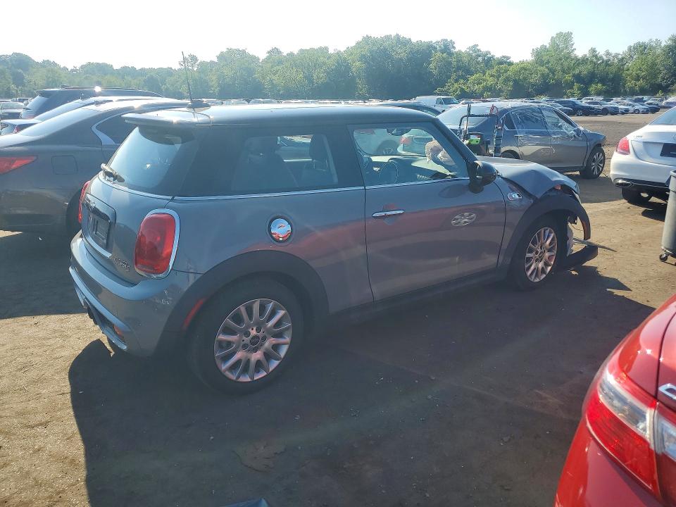 2017 Mini Cooper მანქანა იყიდება აუქციონზე, vin: WMWXP7C35H2C61665, აუქციონის ნომერი: 64095646