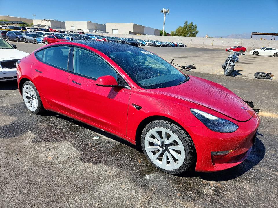 65315626 :رقم المزاد ، 5YJ3E1EA5NF286538 vin ، 2022 Tesla Model 3 مزاد بيع