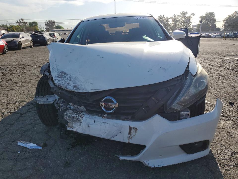 2016 Nissan Altima მანქანა იყიდება აუქციონზე, vin: 1N4AL3AP1GC243727, აუქციონის ნომერი: 66575156