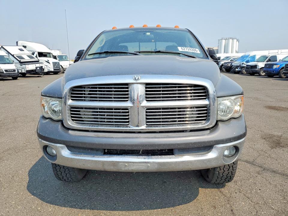 62724306 :رقم المزاد ، 3D3LU38C74G114460 vin ، 2004 Dodge Ram 3500 مزاد بيع