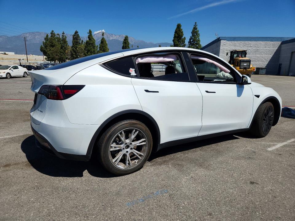 Aukcja sprzedaży 2024 Tesla Model Y, vin: 7SAYGAEE4RF059580, numer aukcji: 66256136