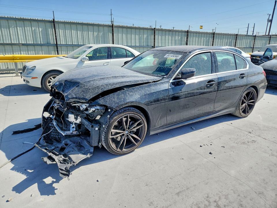 64149366 :رقم المزاد ، 3MW69FF05R8E14210 vin ، 2024 Bmw 330i مزاد بيع