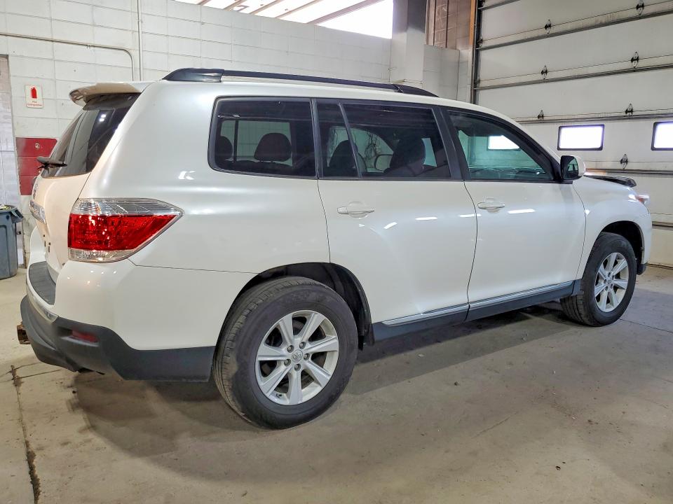 Продажа на аукционе авто 2013 Toyota Highlander, vin: 5TDBK3EH0DS231230, номер лота: 65293076
