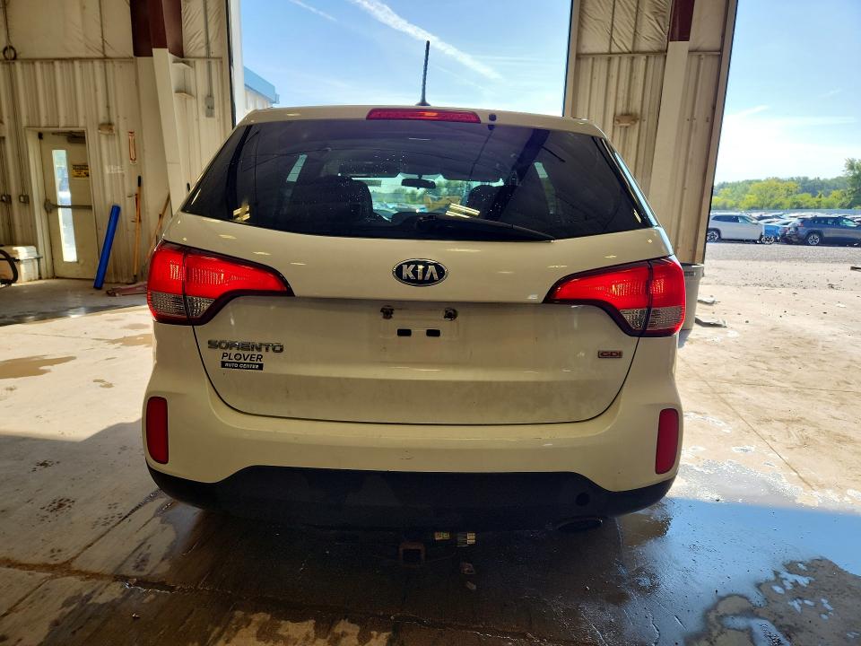 66383076 :رقم المزاد ، 5XYKT3A62FG562652 vin ، 2015 Kia Sorento مزاد بيع