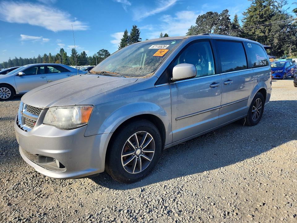 Auction sale of the 2017 Dodge Grand Caravan, vin: 2C4RDGCG0HR863881, lot number: 67115526