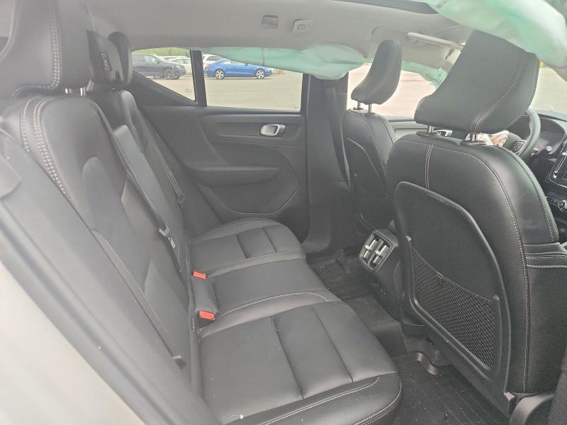 70785056 :رقم المزاد ، YV4L12UCXT2671384 vin ، 2026 Volvo Xc40 مزاد بيع