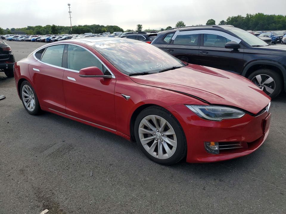 2016 Tesla Model S მანქანა იყიდება აუქციონზე, vin: 5YJSA1E23GF168300, აუქციონის ნომერი: 64201716