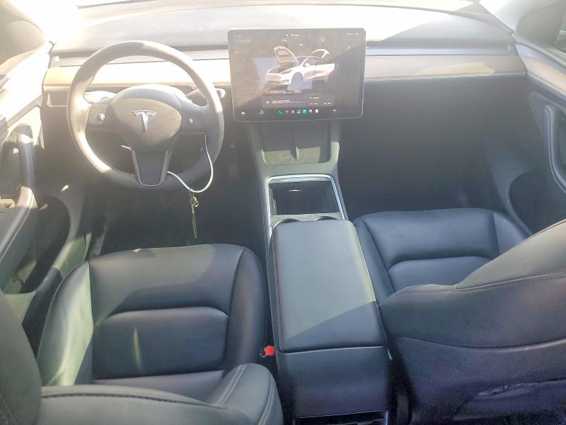 63699076 :رقم المزاد ، 7SAYGDEE4RA250270 vin ، 2024 Tesla Model Y مزاد بيع