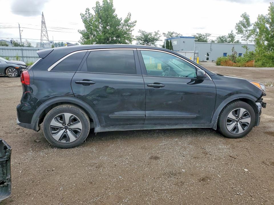 2017 Kia Niro მანქანა იყიდება აუქციონზე, vin: KNDCB3LC8H5050383, აუქციონის ნომერი: 64721186