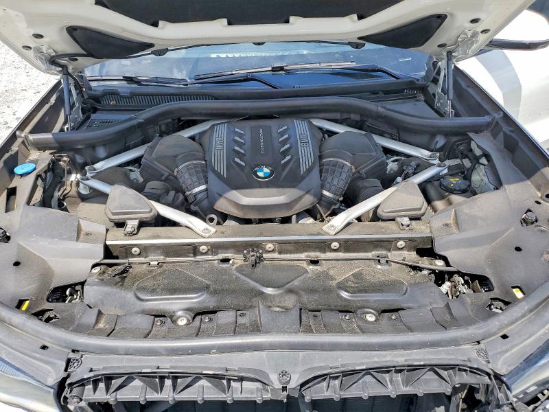 64117056 :رقم المزاد ، 5UXCX6C01N9J96331 vin ، 2022 Bmw X7 مزاد بيع