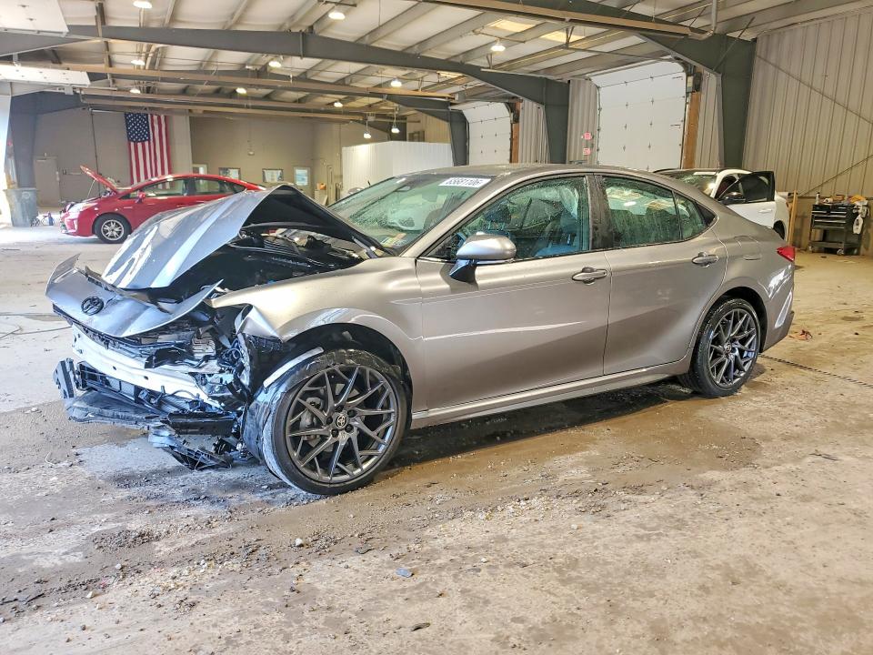 65681106 :رقم المزاد ، 4T1DBADK0SU531638 vin ، 2025 Toyota Camry مزاد بيع