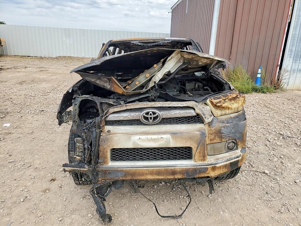 2011 Toyota 4runner მანქანა იყიდება აუქციონზე, vin: JTEBU5JR8B5075585, აუქციონის ნომერი: 65215366