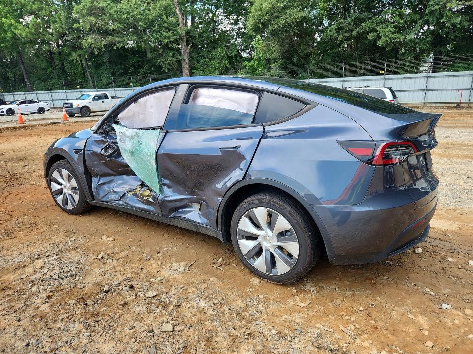 63613316 :رقم المزاد ، 7SAYGDEE0PA038298 vin ، 2023 Tesla Model Y مزاد بيع
