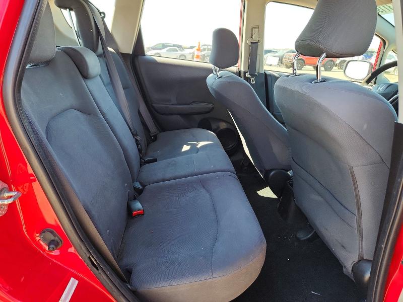 65831196 :رقم المزاد ، JHMGE8H36DC068836 vin ، 2013 Honda Fit مزاد بيع