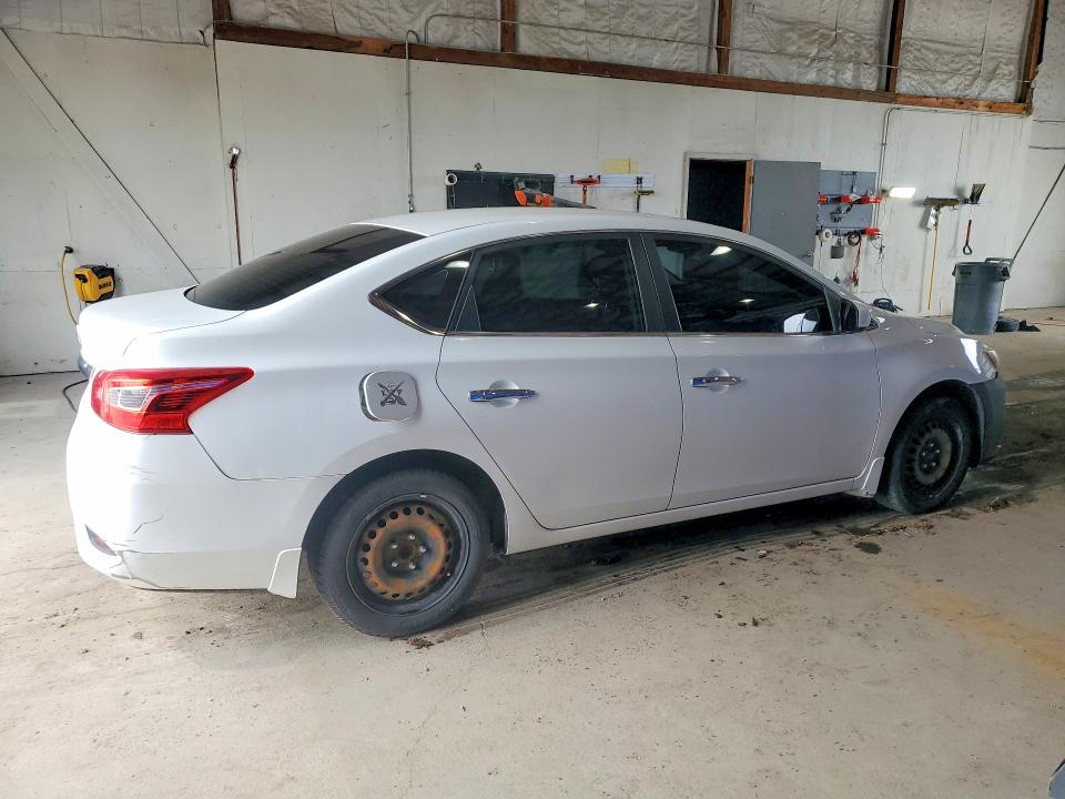 Продажа на аукционе авто 2016 Nissan Sentra, vin: 3N1AB7AP1GY258257, номер лота: 64571546