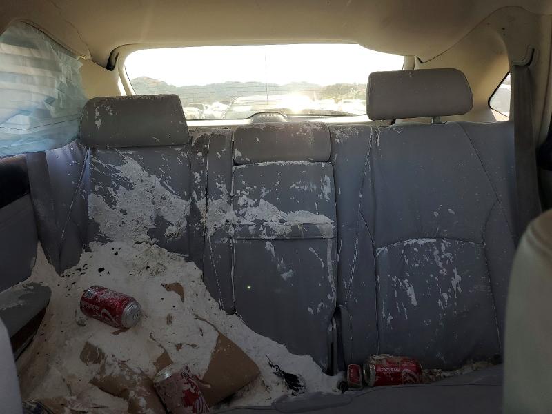 63943176 :رقم المزاد ، 2T2GA31U05C031269 vin ، 2005 Lexus Rx مزاد بيع