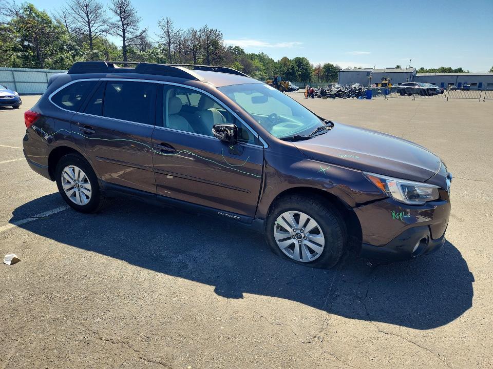 64772096 :رقم المزاد ، 4S4BSAFCXK3314536 vin ، 2019 Subaru Outback مزاد بيع