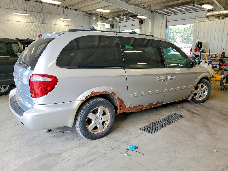 64916766 :رقم المزاد ، 2D4GP44L15R389544 vin ، 2005 Dodge Grand Caravan مزاد بيع