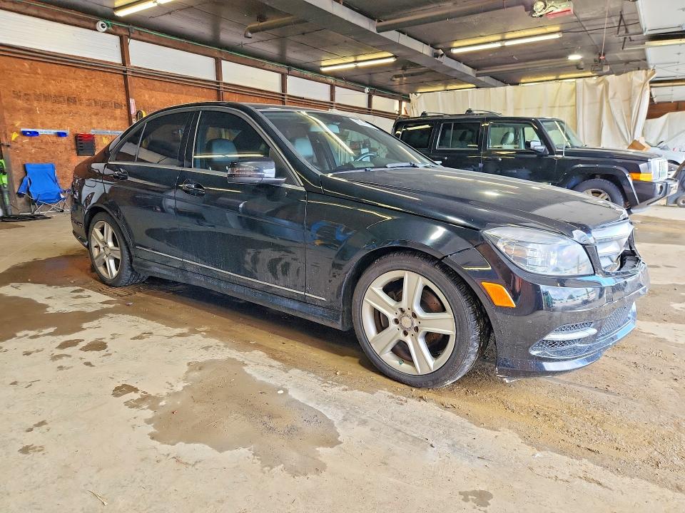 2011 Mercedes-benz C მანქანა იყიდება აუქციონზე, vin: WDDGF5EB8BR171250, აუქციონის ნომერი: 66257716