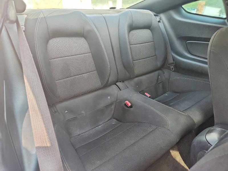63695146 :رقم المزاد ، 1FA6P8AM8G5211780 vin ، 2016 Ford Mustang مزاد بيع