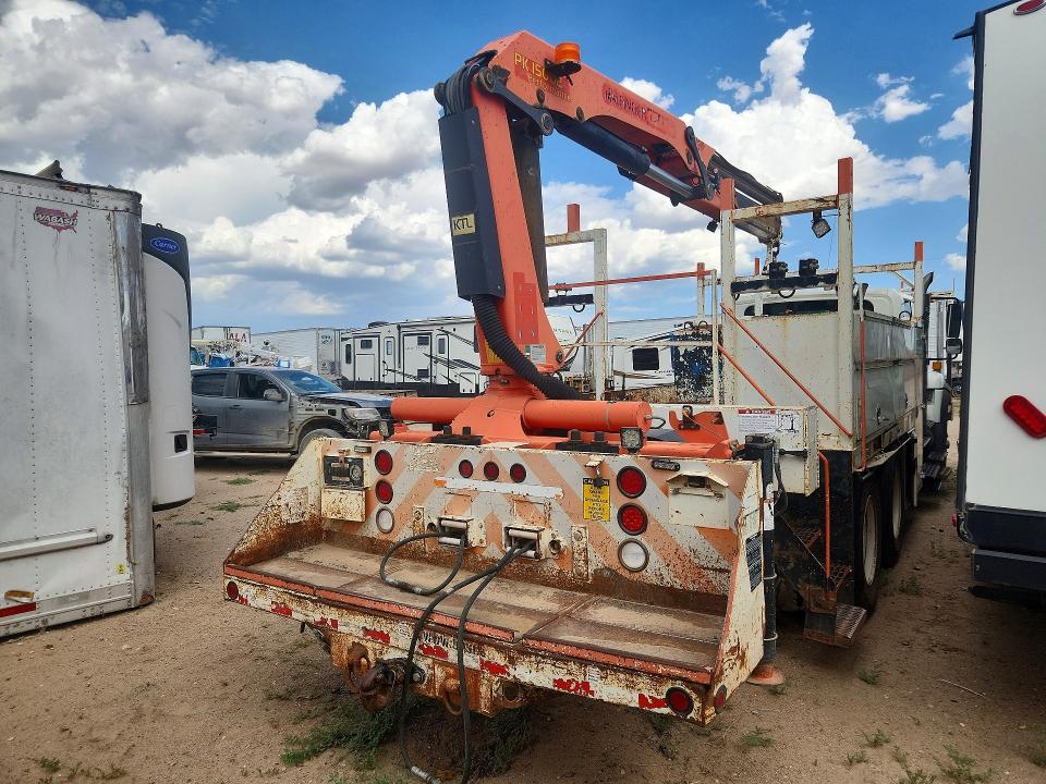 61579636 :رقم المزاد ، 1HTWNAZT99J108139 vin ، 2009 International 7000 مزاد بيع