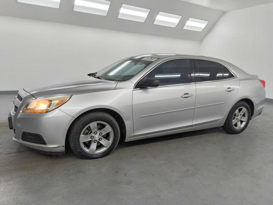 64496726 :رقم المزاد ، 1G11B5SA6DF206775 vin ، 2013 Chevrolet Malibu مزاد بيع