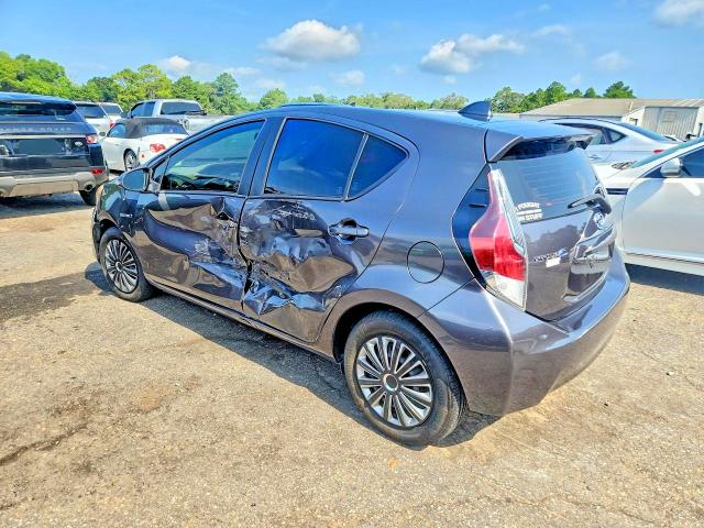 62573296 :رقم المزاد ، JTDKDTB34G1138229 vin ، 2016 Toyota Prius C مزاد بيع