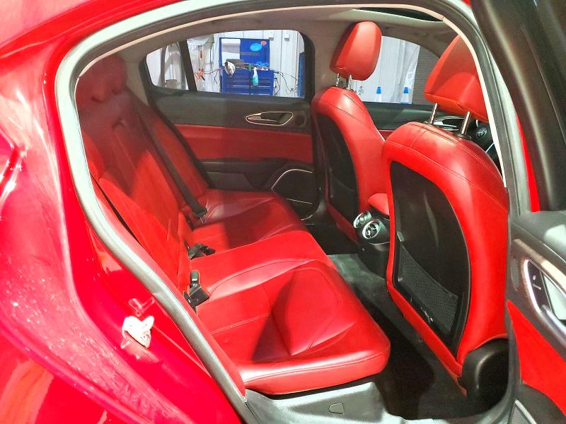 Продаж на аукціоні авто 2017 Alfa Romeo Giulia, vin: ZARFAEEN5H7550795, номер лоту: 64762546