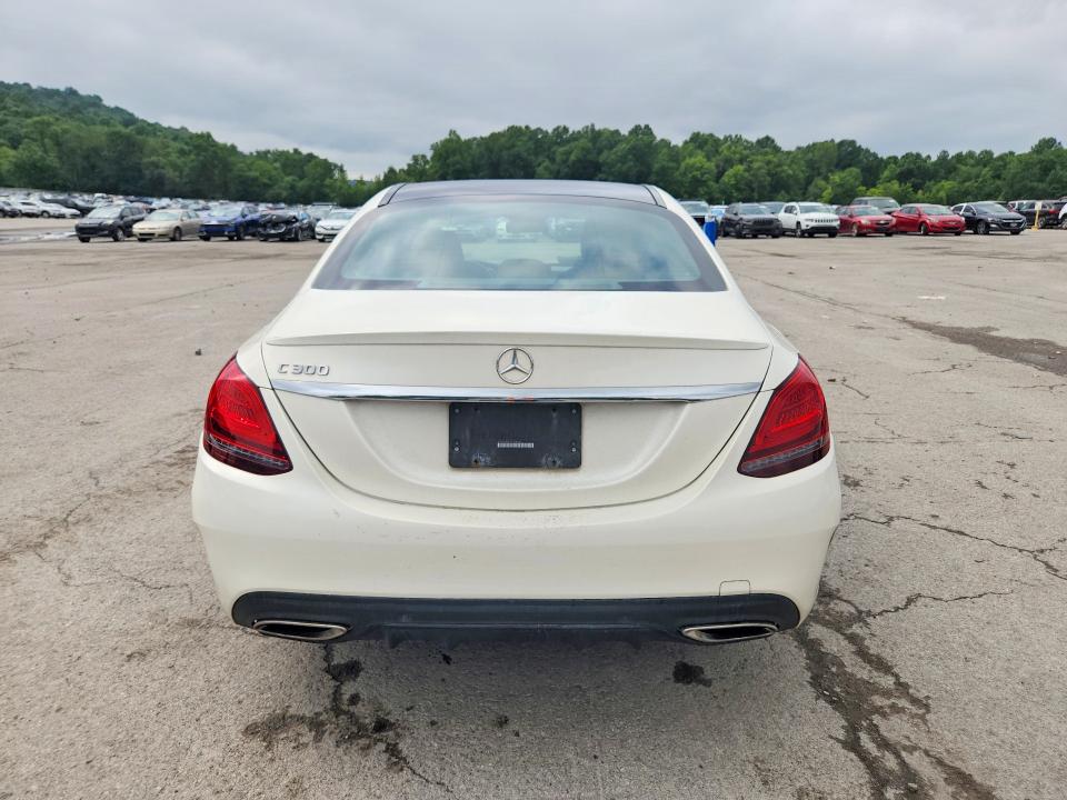 64840216 :رقم المزاد ، 55SWF8EB2KU308632 vin ، 2019 Mercedes-benz C مزاد بيع