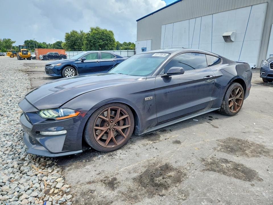 63178876 :رقم المزاد ، 1FA6P8TD6N5111459 vin ، 2022 Ford Mustang مزاد بيع