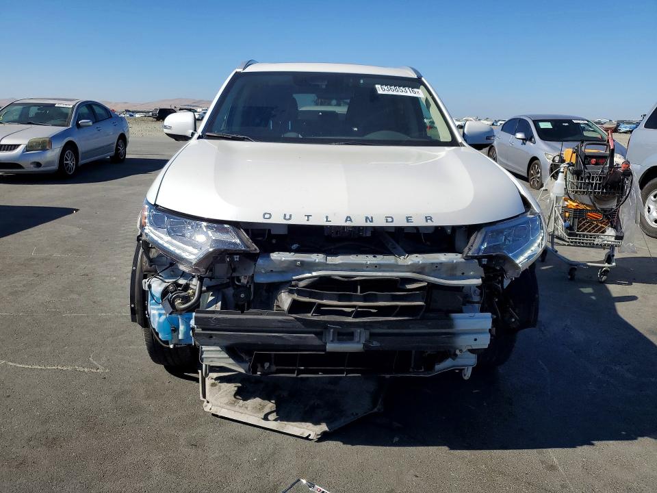 2018 Mitsubishi Outlander მანქანა იყიდება აუქციონზე, vin: JA4J24A52JZ059056, აუქციონის ნომერი: 63685316