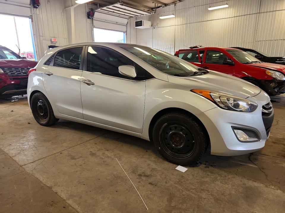 2013 Hyundai Elantra Gt მანქანა იყიდება აუქციონზე, vin: KMHD35LE5DU155649, აუქციონის ნომერი: 65036336