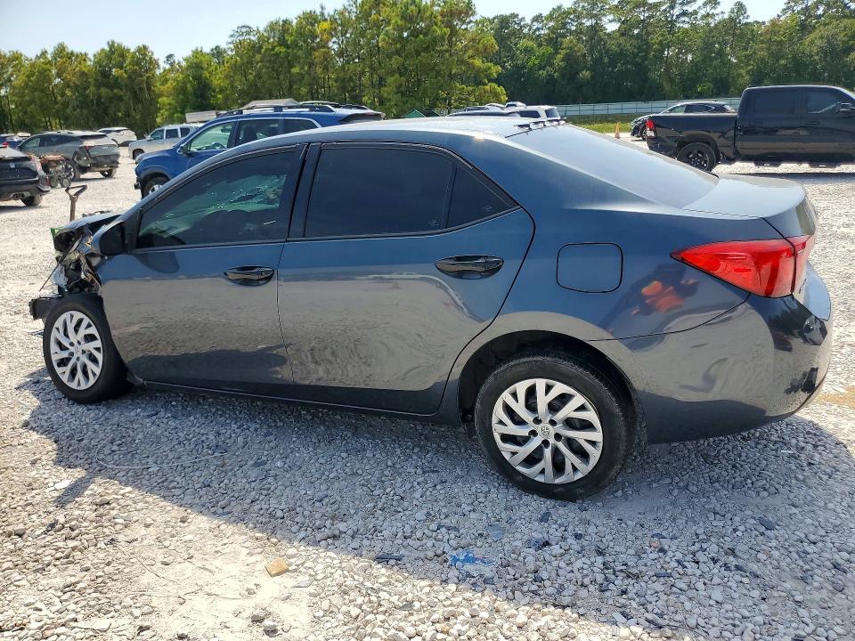 Продажа на аукционе авто 2018 Toyota Corolla, vin: 5YFBURHE2JP776252, номер лота: 65652236