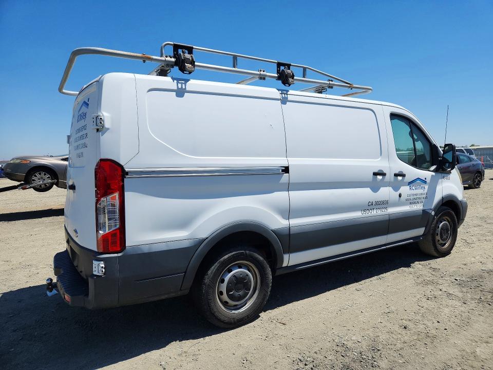 64275906 :رقم المزاد ، 1FTYE1YM0GKA11788 vin ، 2016 Ford Transit مزاد بيع