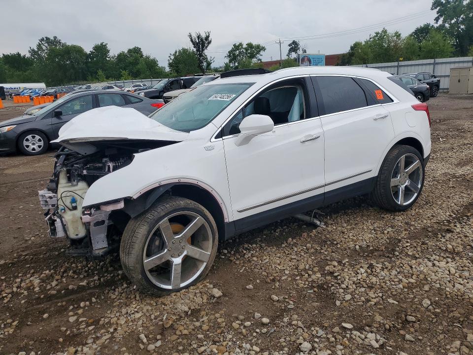 Продажа на аукционе авто 2019 Cadillac Xt5, vin: 1GYKNCRS1KZ137215, номер лота: 64748256