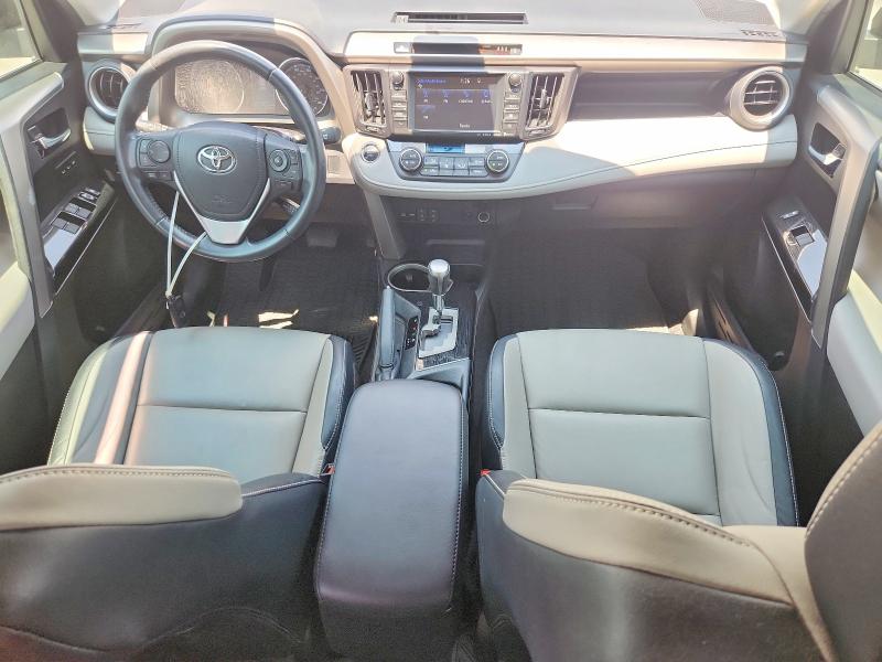 Продаж на аукціоні авто 2017 Toyota Rav4, vin: 2T3YFREV4HW325929, номер лоту: 63648866