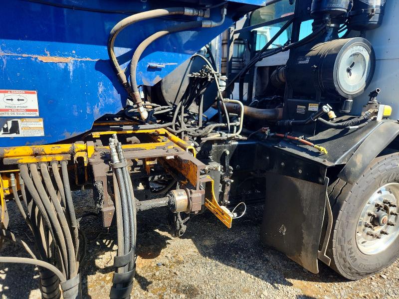 Aukcja sprzedaży 2014 Peterbilt 320, vin: 3BPZL20X1EF214110, numer aukcji: 65526316