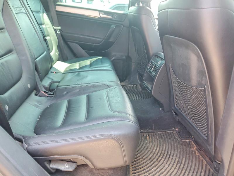 Продаж на аукціоні авто 2014 Volkswagen Touareg, vin: WVGDP9BP0ED013225, номер лоту: 64112106