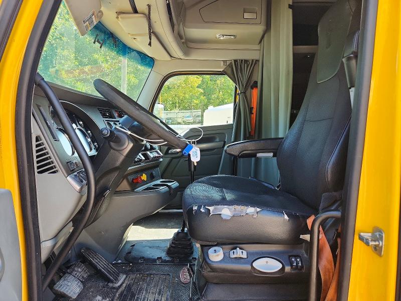 Продаж на аукціоні авто 2019 Kenworth T680, vin: 1XKYD49XXKJ221721, номер лоту: 65881576