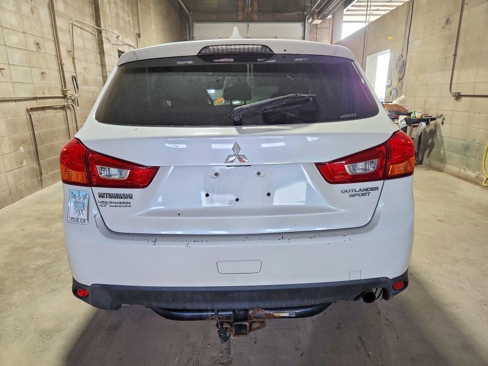 Продажа на аукционе авто 2017 Mitsubishi Outlander Sport, vin: JA4AR3AU8HZ014016, номер лота: 64855506