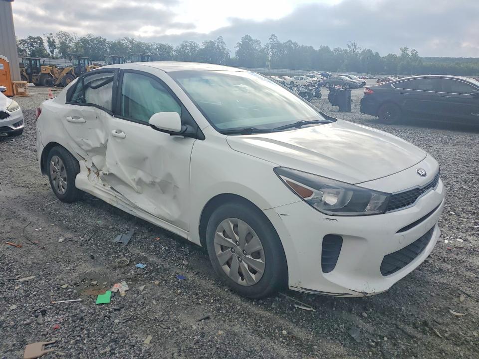 63201736 :رقم المزاد ، 3KPA24AB1JE050047 vin ، 2018 Kia Rio مزاد بيع